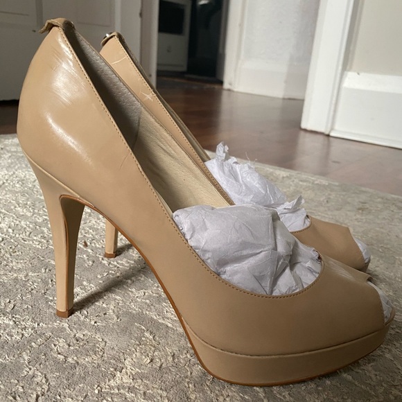 Michael kors peep toe nude heels size 11 - Picture 2 of 6